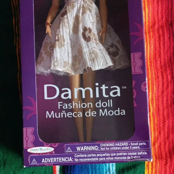 Damita Fashion Doll with White Dress - Picture 3 of 4